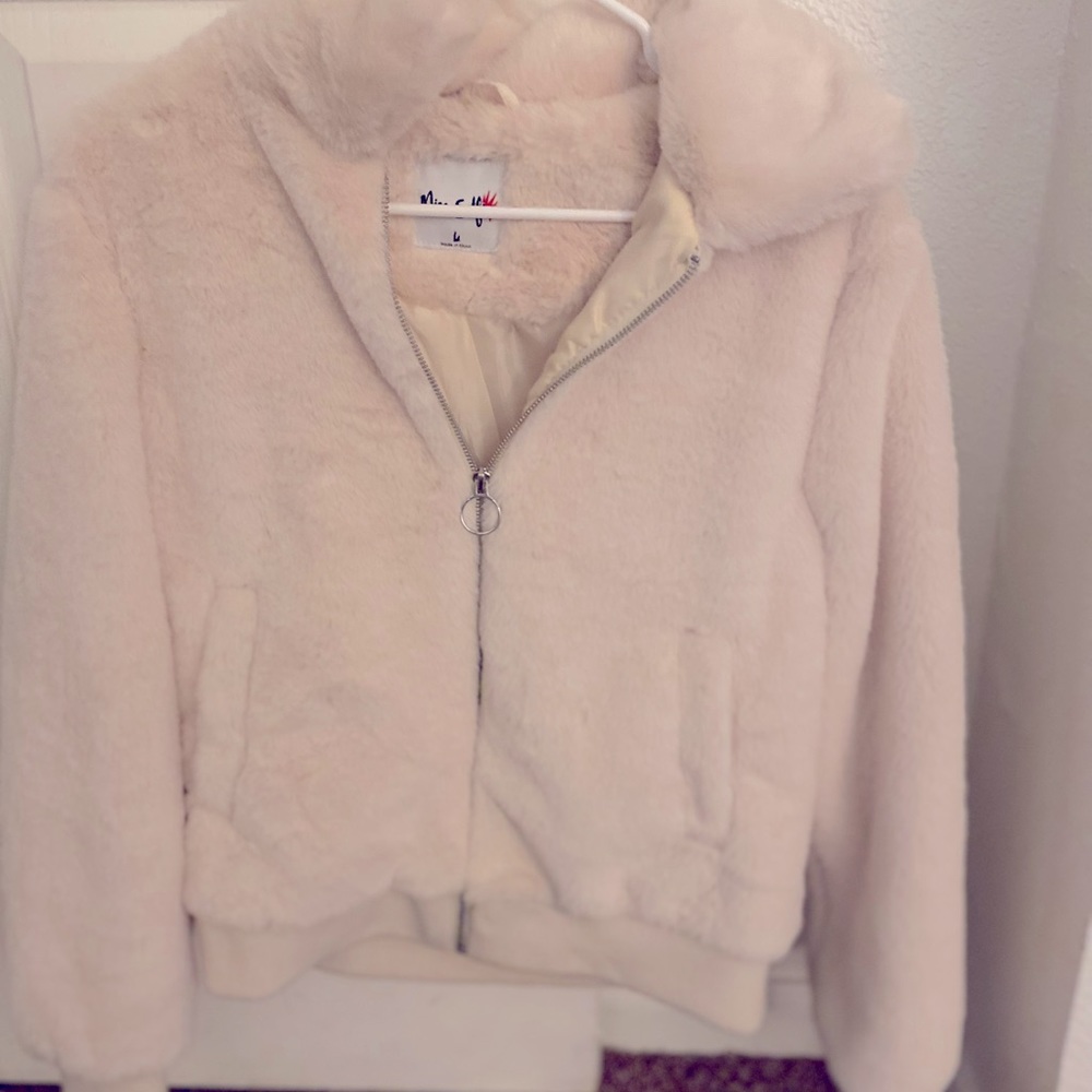 White fur small coat